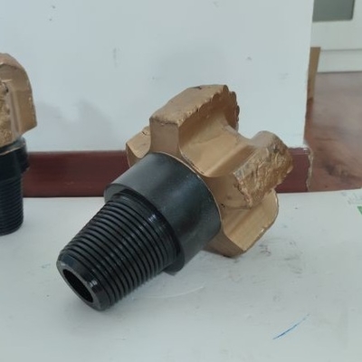 วัสดุเหล็กดอกสว่าน PDC 222.25 มม. สำหรับฮาร์ดร็อค Hardd Drilling