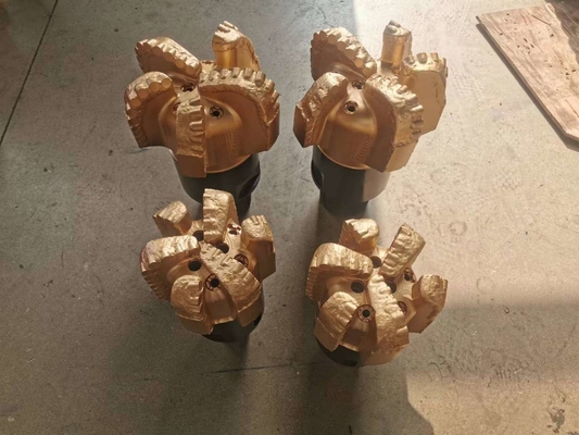 Api 9 7/8 &quot;5 Blades Pdc Bit Rock Drilling พร้อม 4 1/2reg Pin Thread