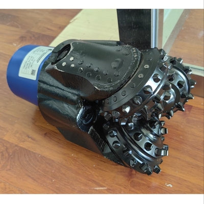 Hard IADC517 Tricone Rock Bit สำหรับการเจาะหินและเหมืองหิน