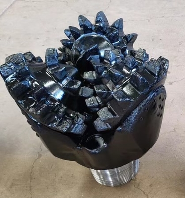 14 3/4 '' Iadc117g ฟันเหล็ก Tricone Rock Bit สำหรับการขุดเจาะน้ำมันและการขุดเจาะทางธรณีวิทยา