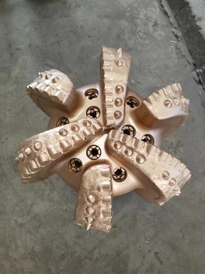 14 3/4′′ และ 17 1/2′′6 ใบมีด กรอบเมทริกซ์ PDC บีทเจาะสําหรับเจาะหินทราย
