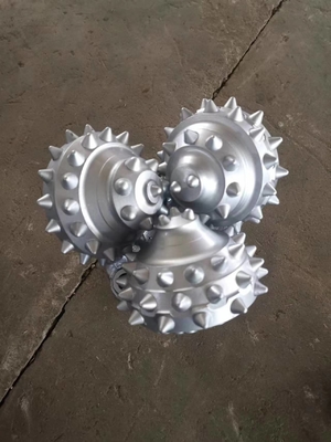 200 มม Tricone Bit IADC535 หิน Dill Bit การทําเหมืองแร่