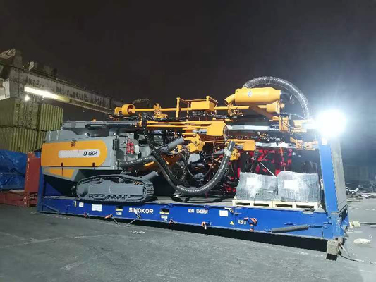 152-203mm Range Rock Drill Rig With 7M Drill Pipe 114mm Drill Pipe OD และความเร็วหมุน 0-80 รอบ / นาที
