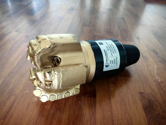 ดอกสว่าน PDC 5 ใบ ขนาด 8 1/2 นิ้ว สำหรับการเจาะบ่อน้ำ พร้อมเกลียว API REG