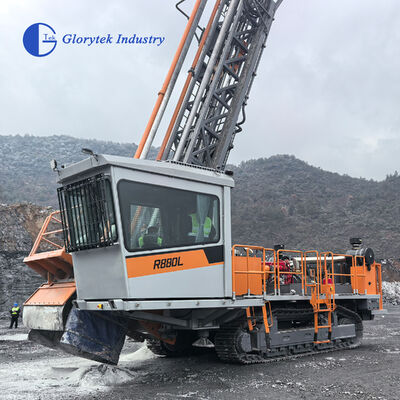 R880L พื้นที่บูรณาการ Tricone Rotary Drill / Drilling Rig ขับเคลื่อนโดยเครื่องยนต์ Cummins ที่มีประสิทธิภาพสูง