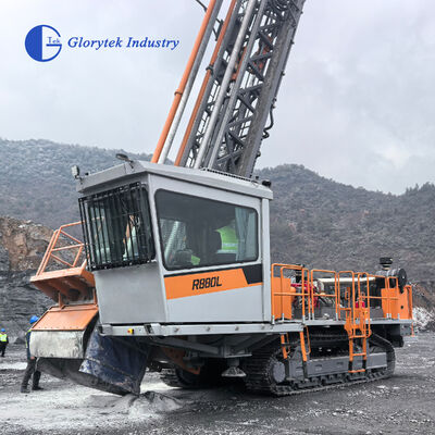 R880L พื้นที่บูรณาการ Tricone Rotary Drill / Drilling Rig ขับเคลื่อนโดยเครื่องยนต์ Cummins ที่มีประสิทธิภาพสูง
