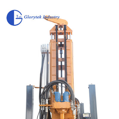 ไฮดรอลิกเต็ม GL180R ยาง Crawler ประเภทน้ําบ่อเจาะ / บ่อเจาะ Rig สําหรับความลึก 180m